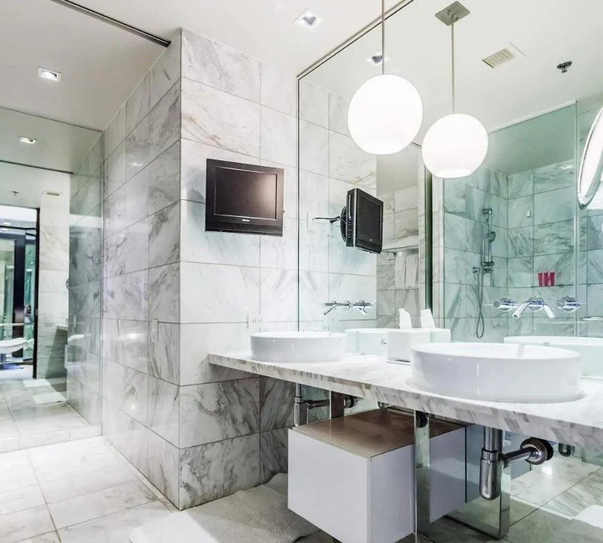 Stunning Strip View Studio W Balcony Access 35308 Las Vegas