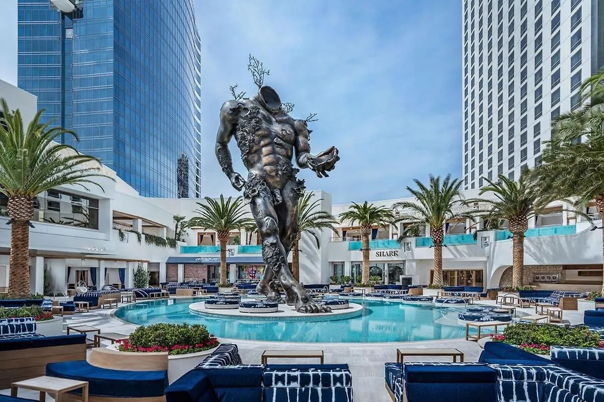 Stunning Strip View Studio W Balcony Access 35308 Las Vegas